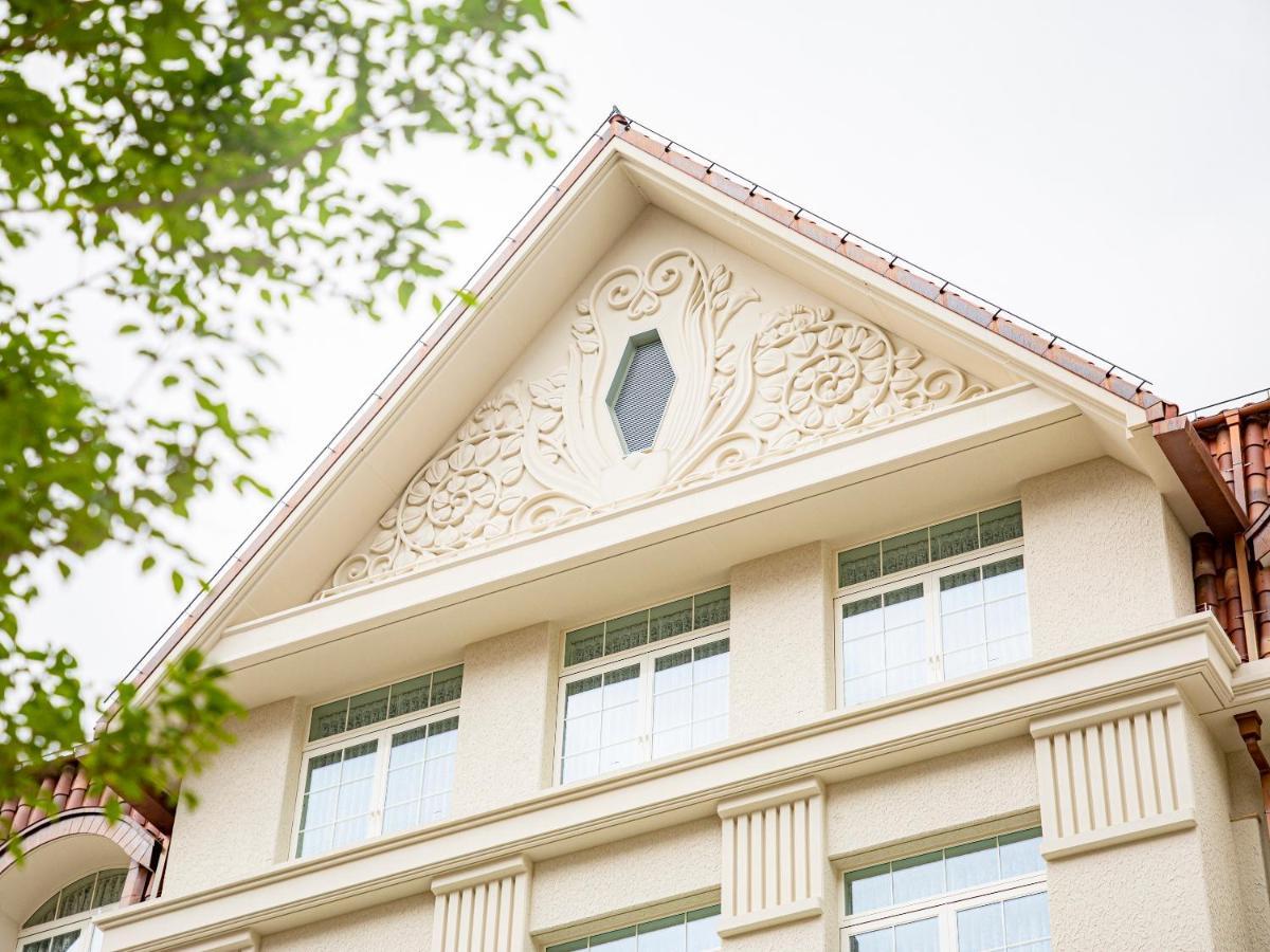 Takarazuka Hotel Ngoại thất bức ảnh