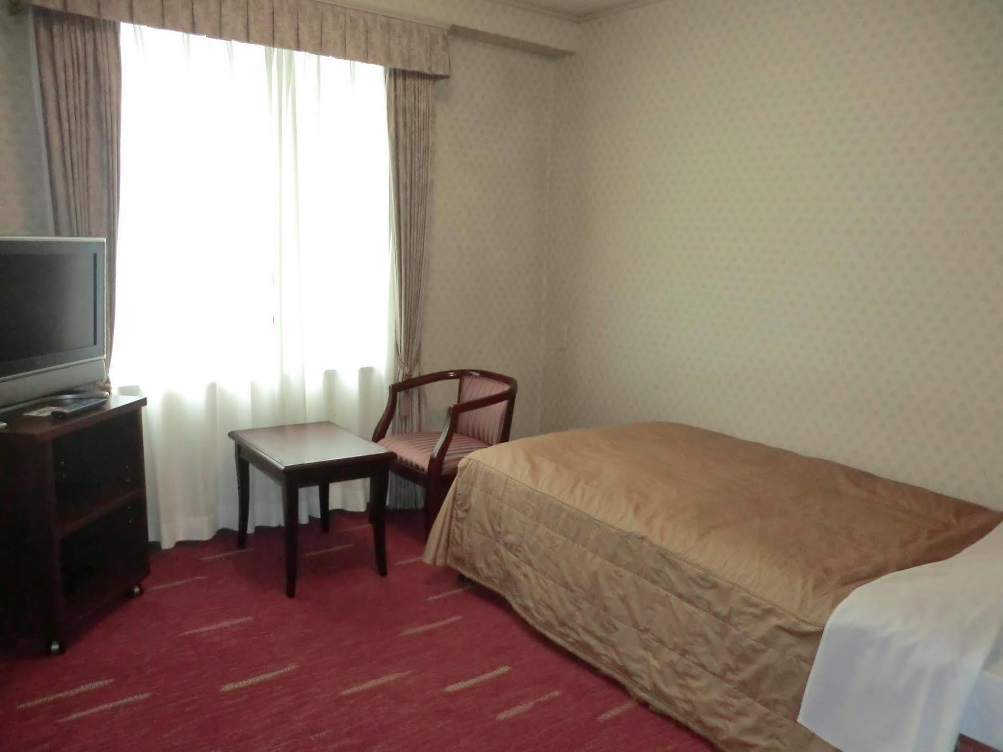 Takarazuka Hotel Ngoại thất bức ảnh