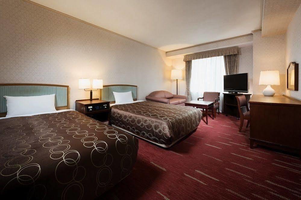 Takarazuka Hotel Ngoại thất bức ảnh