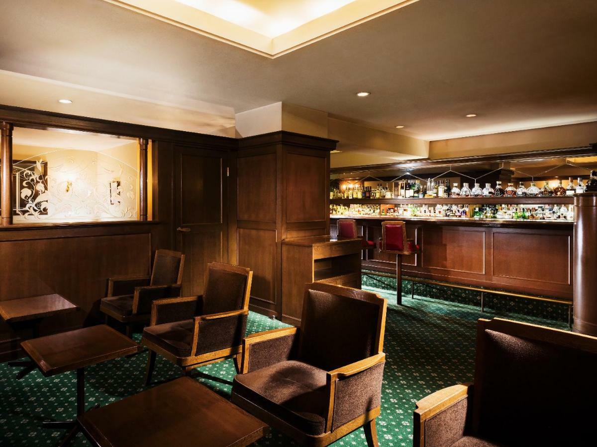 Takarazuka Hotel Ngoại thất bức ảnh